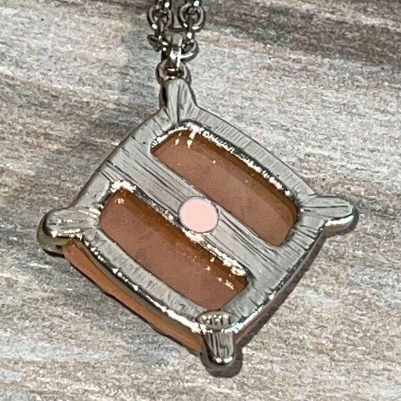 Victoria Style Gold Tone Beaded Necklace With Adjustable Chain - Picture 6 of 6